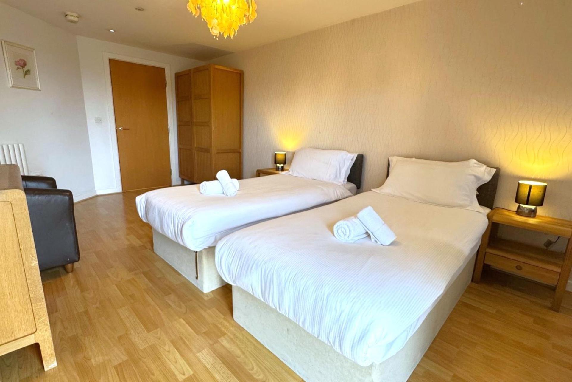 The Greenwich - Two Bedroom Apartment With Parking, Close To Ferry Terminals サウサンプトン エクステリア 写真